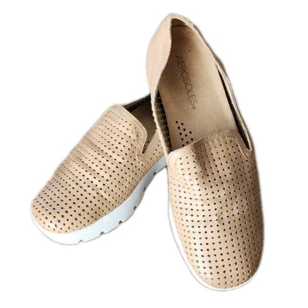 Aerosoles Fly By Night Tan Perforated Slip-On Loafers Women's 8M Comfort Casual